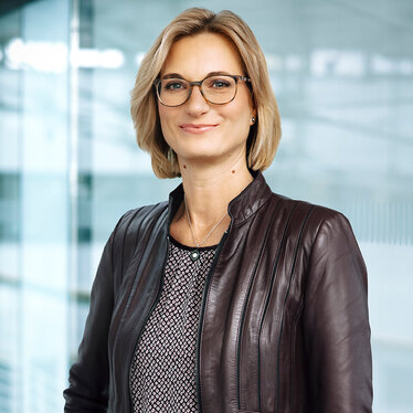 DOUGLAS Group CHRO Mareike Mende-Ratnam